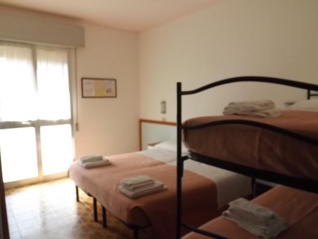 Hotel Villa Claudia Bellaria-Igea Marina Bilik gambar