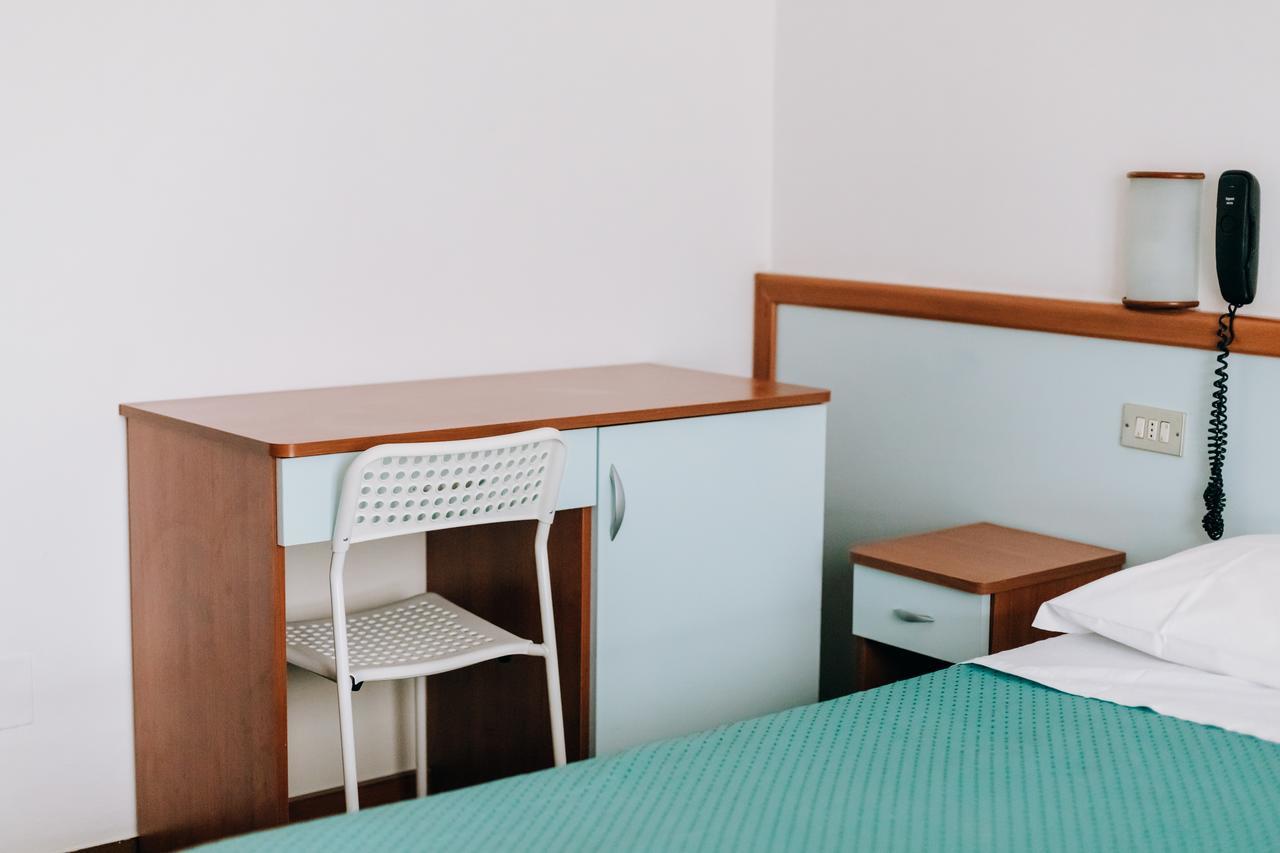 Hotel Villa Claudia Bellaria-Igea Marina Luaran gambar